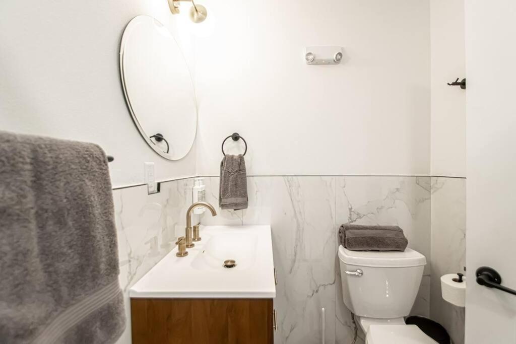 Steps To Bathhouses, Historic Studio, King Bed, Room # 101 هوت سبرنغز المظهر الخارجي الصورة